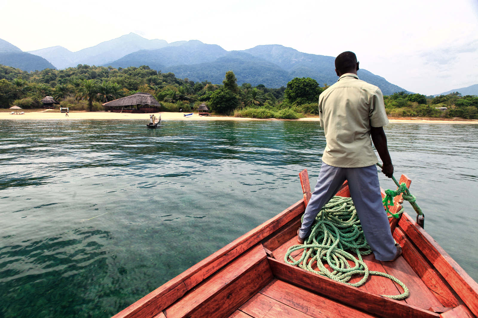 Kungwe Beach Lodge - Mbali Mbali (2)