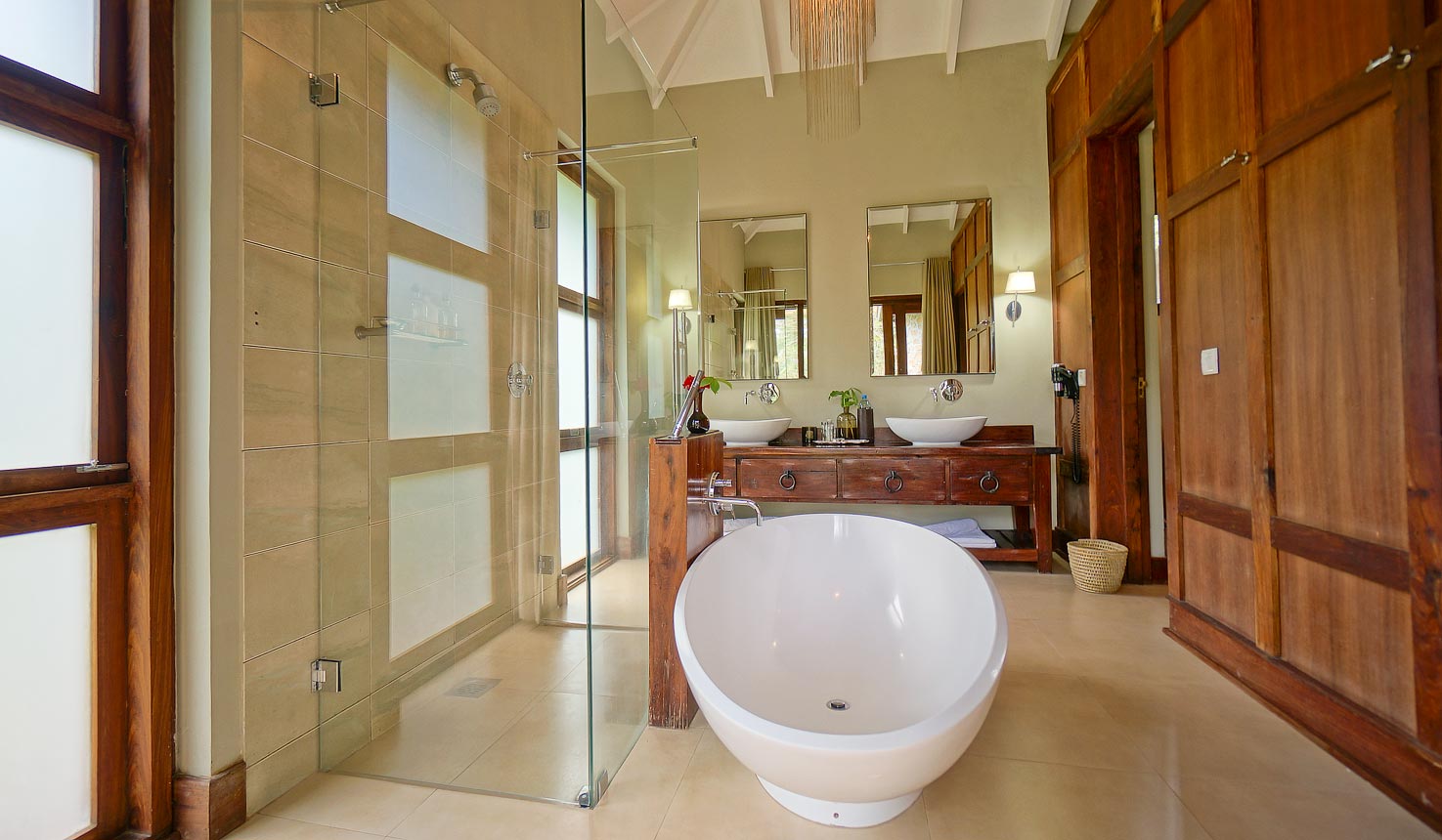 © Lake Duluti Lodge (21)