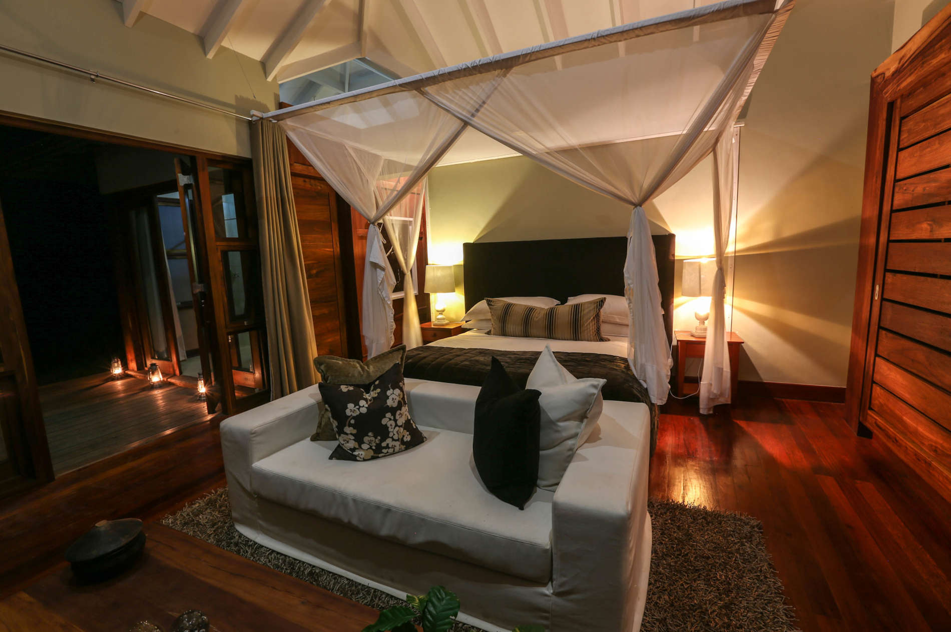 © Lake Duluti Lodge (6)