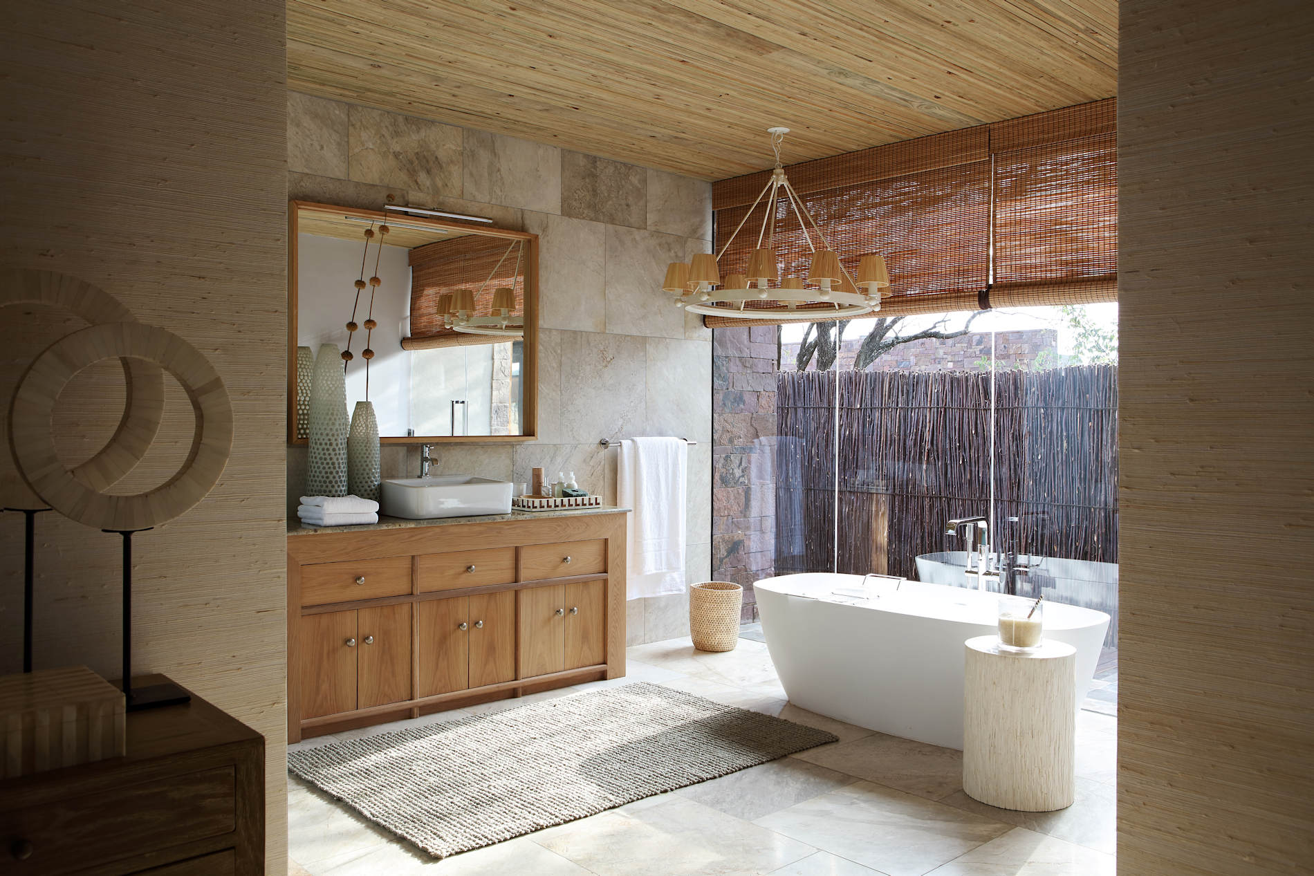 Sph Mainbath1 © Singita Serengeti House - SINGITA