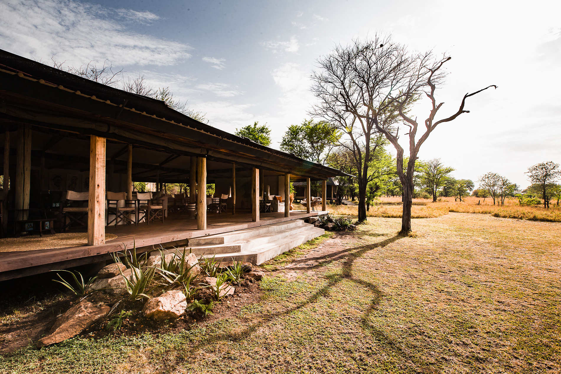 Serian’s Serengeti Mobile Lamai © Alex Walkers Serian (10)