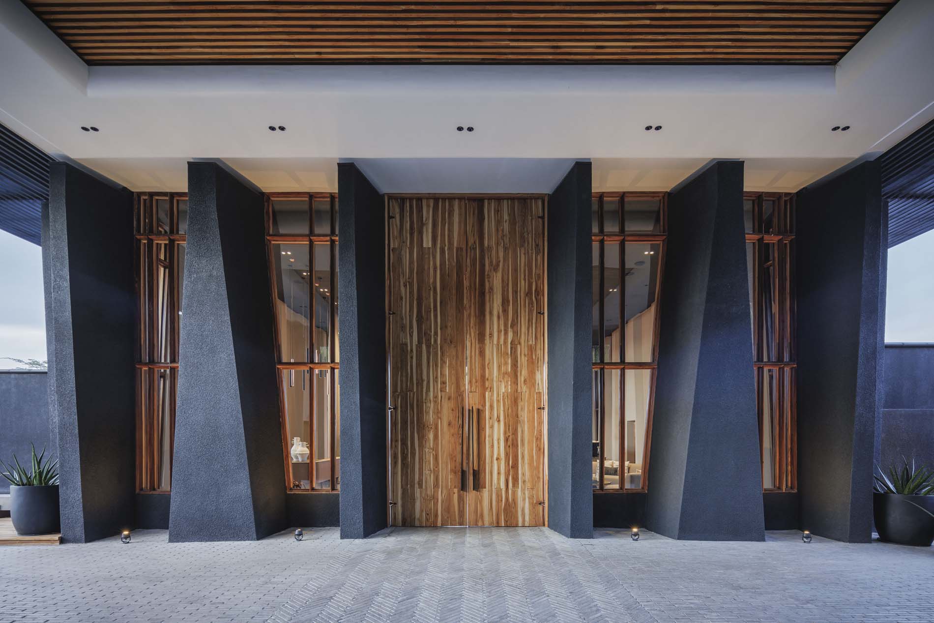 MainEntranceDoorClosed