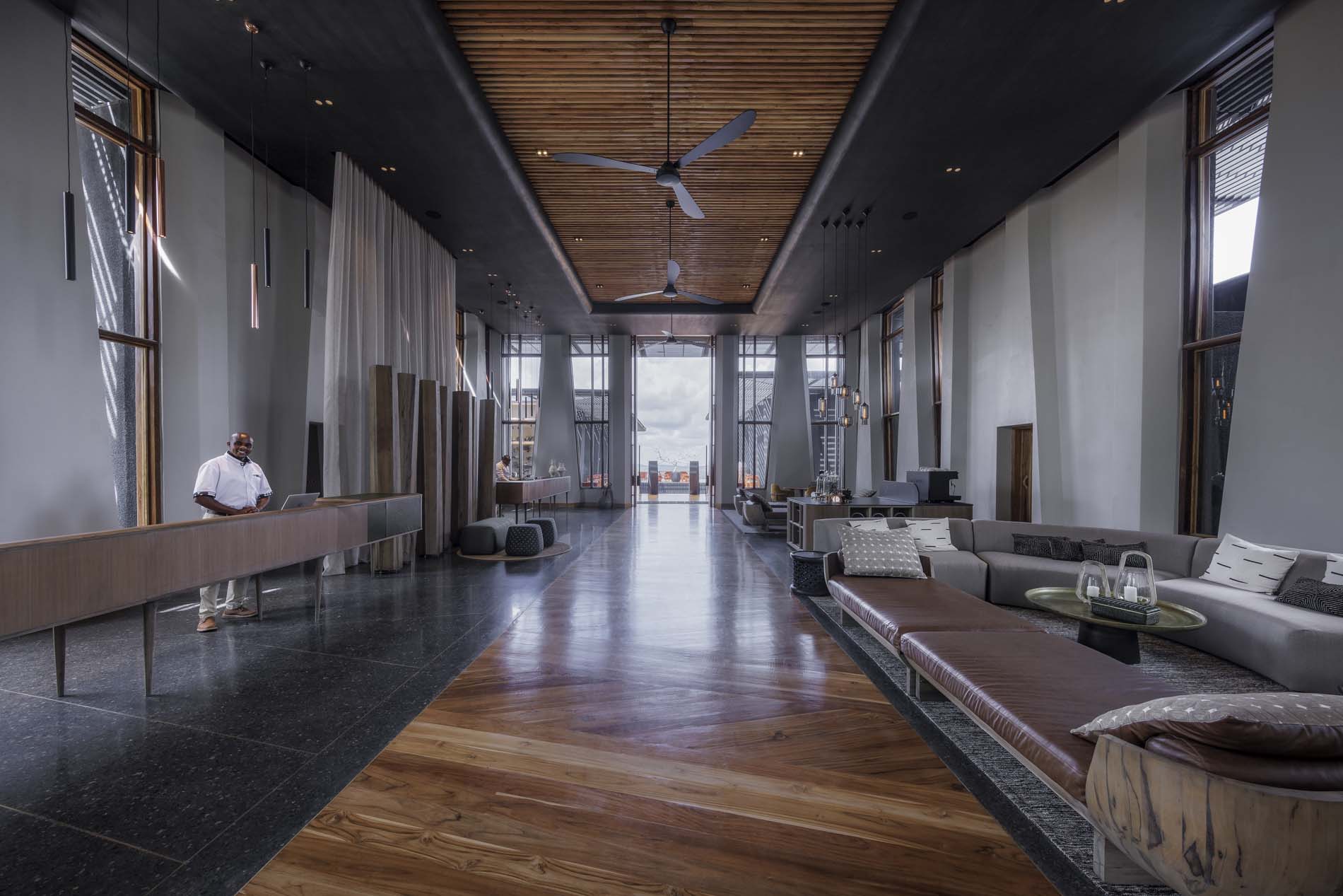 ReceptionAreaStraightWide